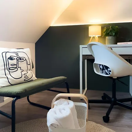 Palace Quarter 2 Peaceful Modern Floor Lejlighed